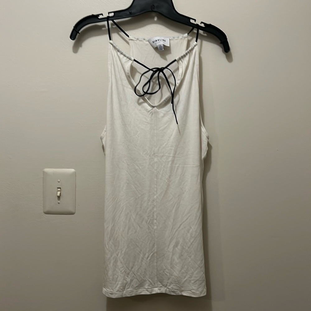 HIGHLINE COLLECTIVE- LARGE WHITE TUNIC TANK W/ BLACK ADJUSTABLE FRONT TIE EUC